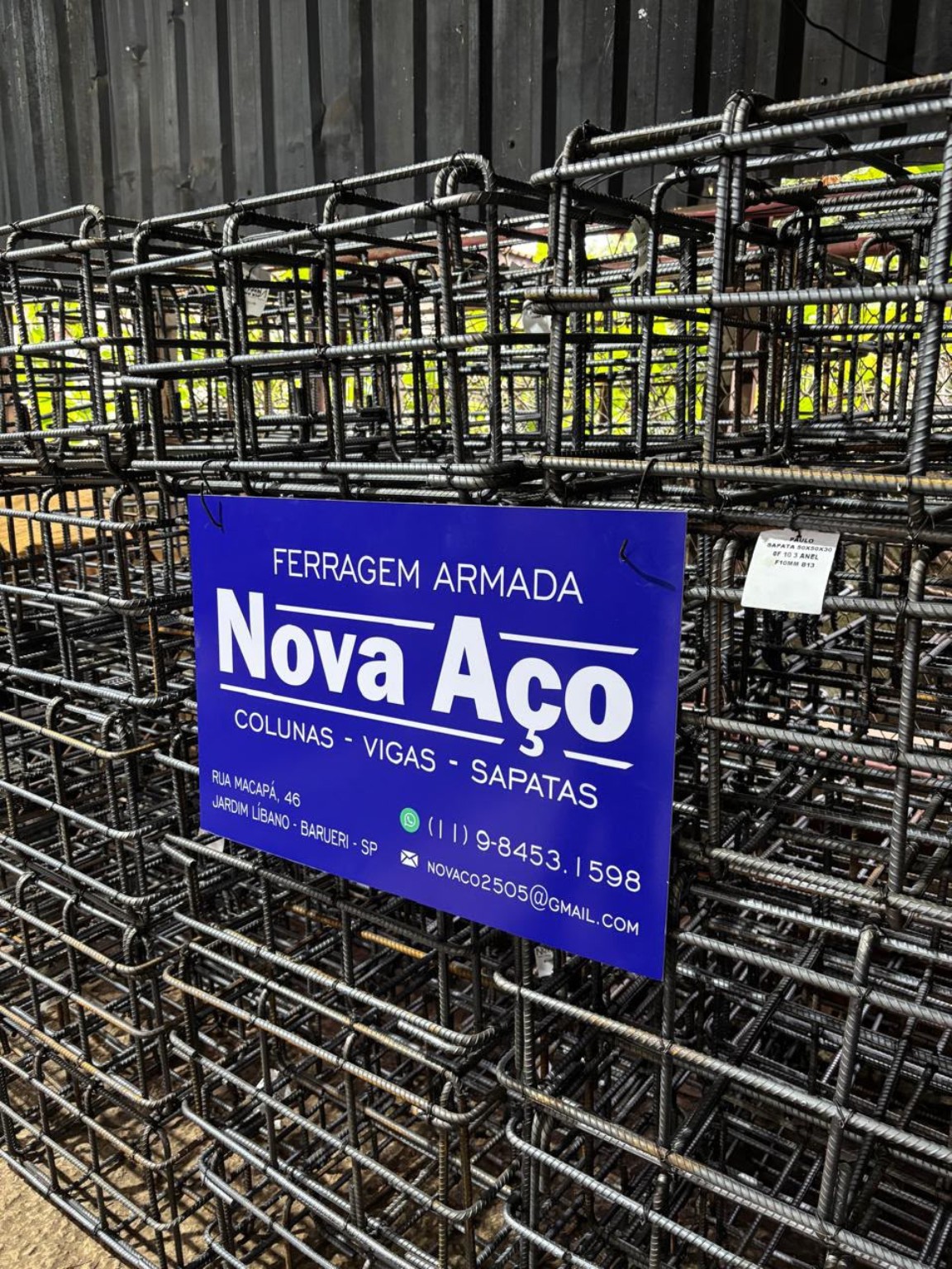Ferragens armadas preparadas pela Nova Aço